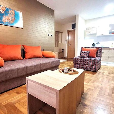 Apartment Vas Raj Нови Сад Екстериор снимка