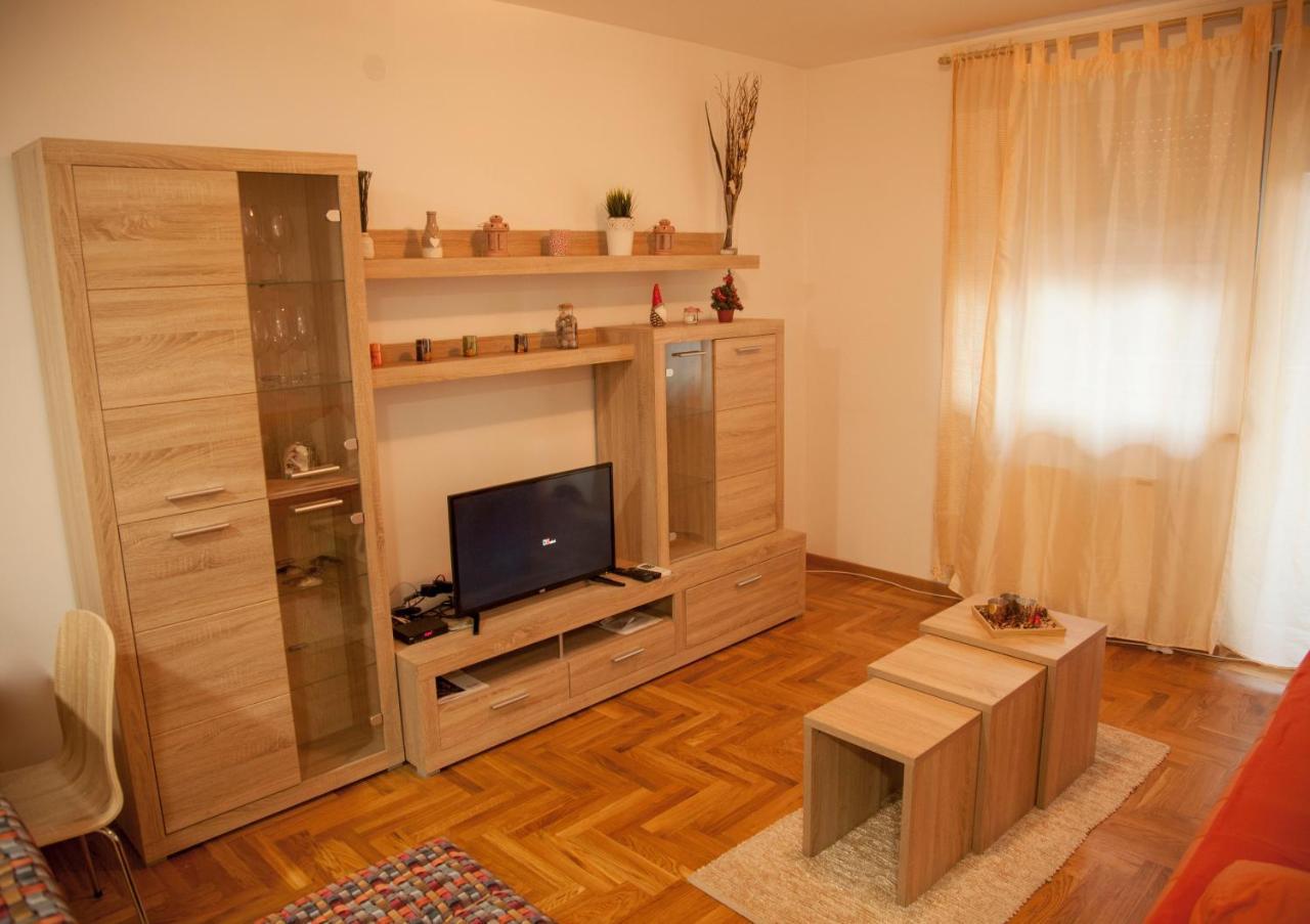 Apartment Vas Raj Нови Сад Екстериор снимка