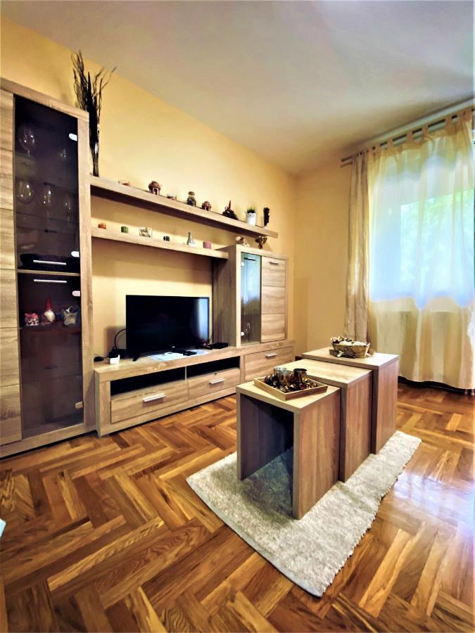 Apartment Vas Raj Нови Сад Екстериор снимка